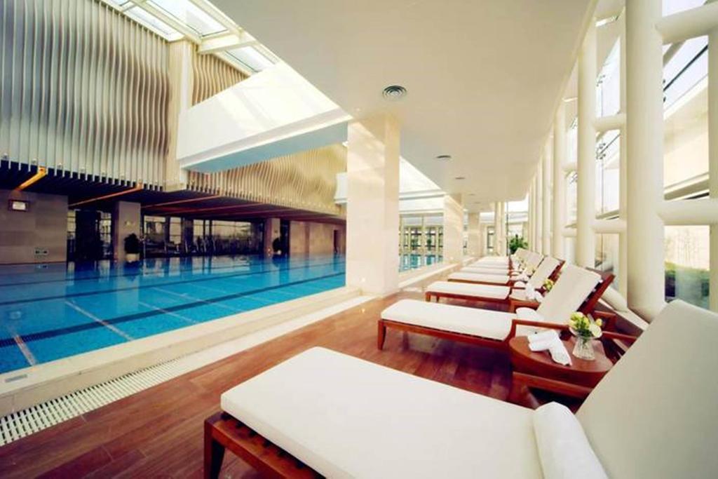 New Century Grand Hotel 카이펭 외부 사진