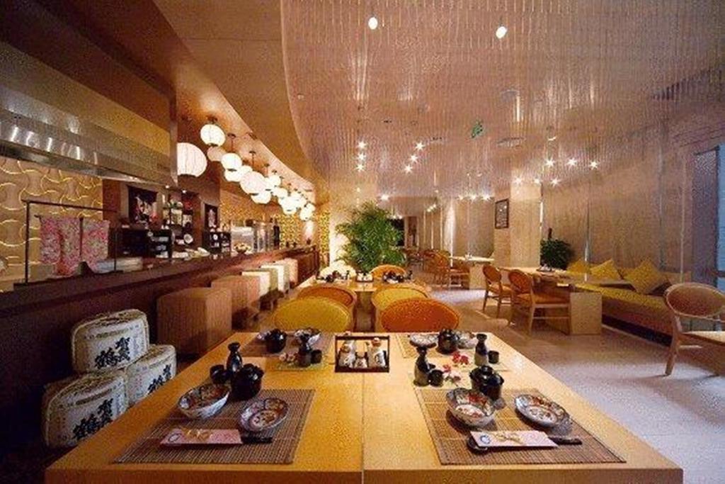 New Century Grand Hotel 카이펭 외부 사진